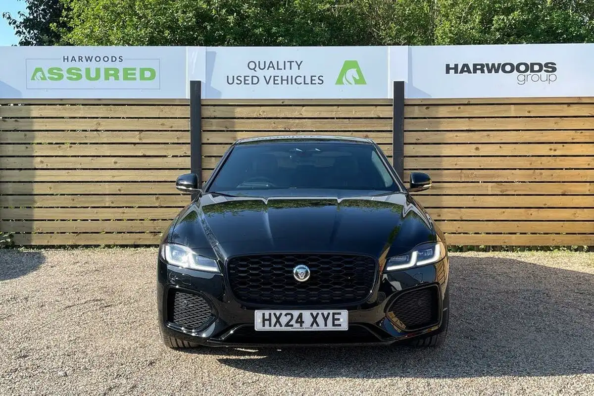 2024-jaguar-xf-20-p300-300-sport-saloon-4d-big-12