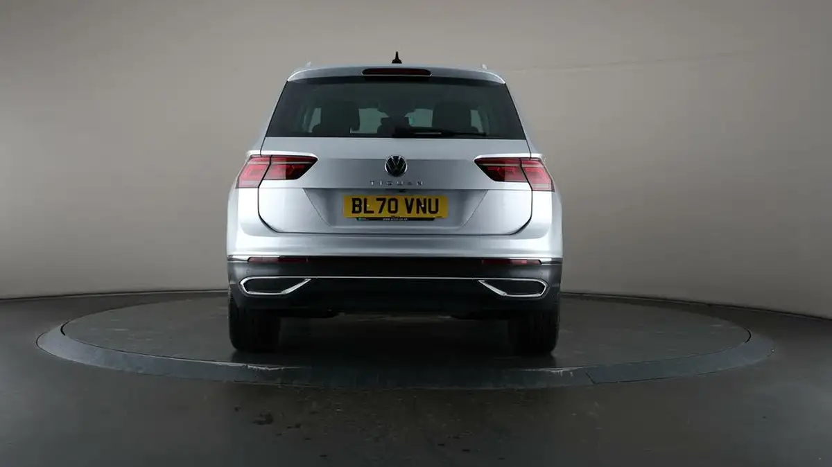 2020-volkswagen-tiguan-15-tsi-elegance-big-26