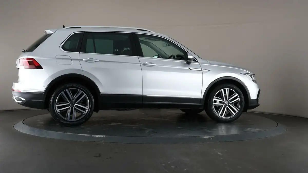 2020-volkswagen-tiguan-15-tsi-elegance-big-54