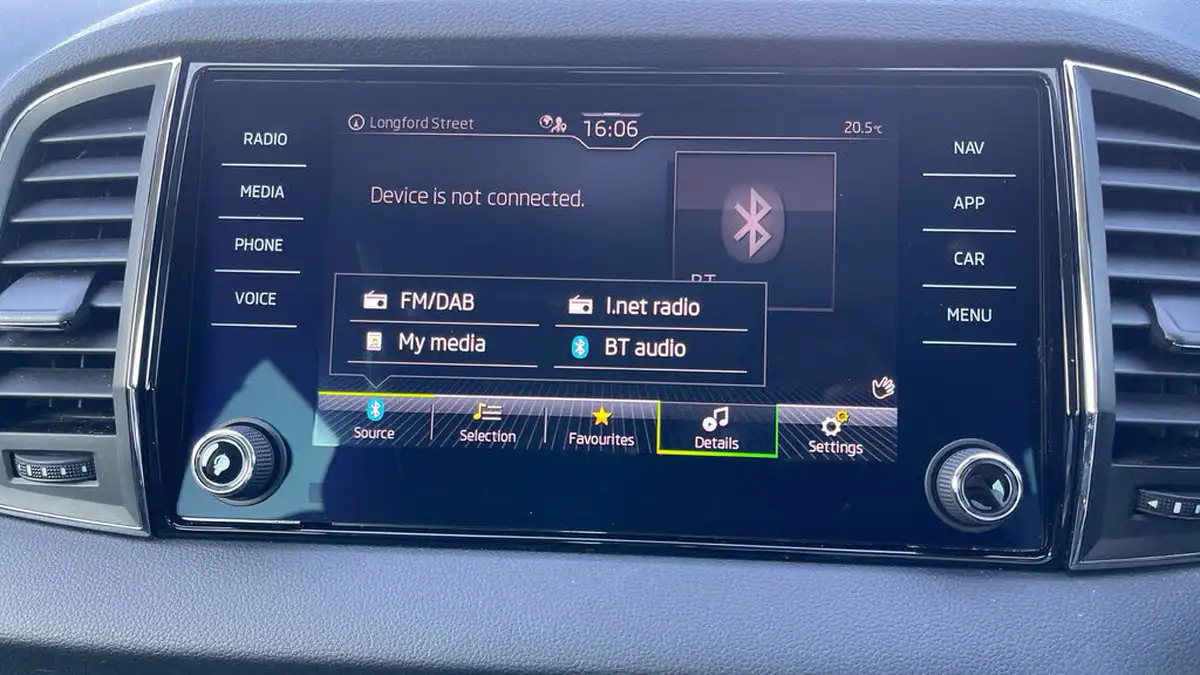2021-skoda-karoq-15-tsi-se-technology-dsg-big-24