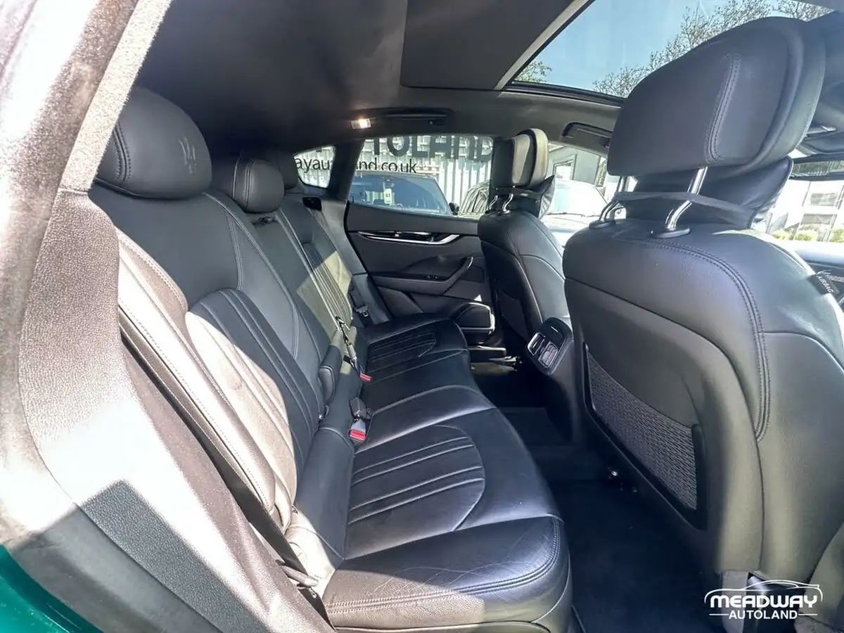 2020-maserati-levante-30-big-26