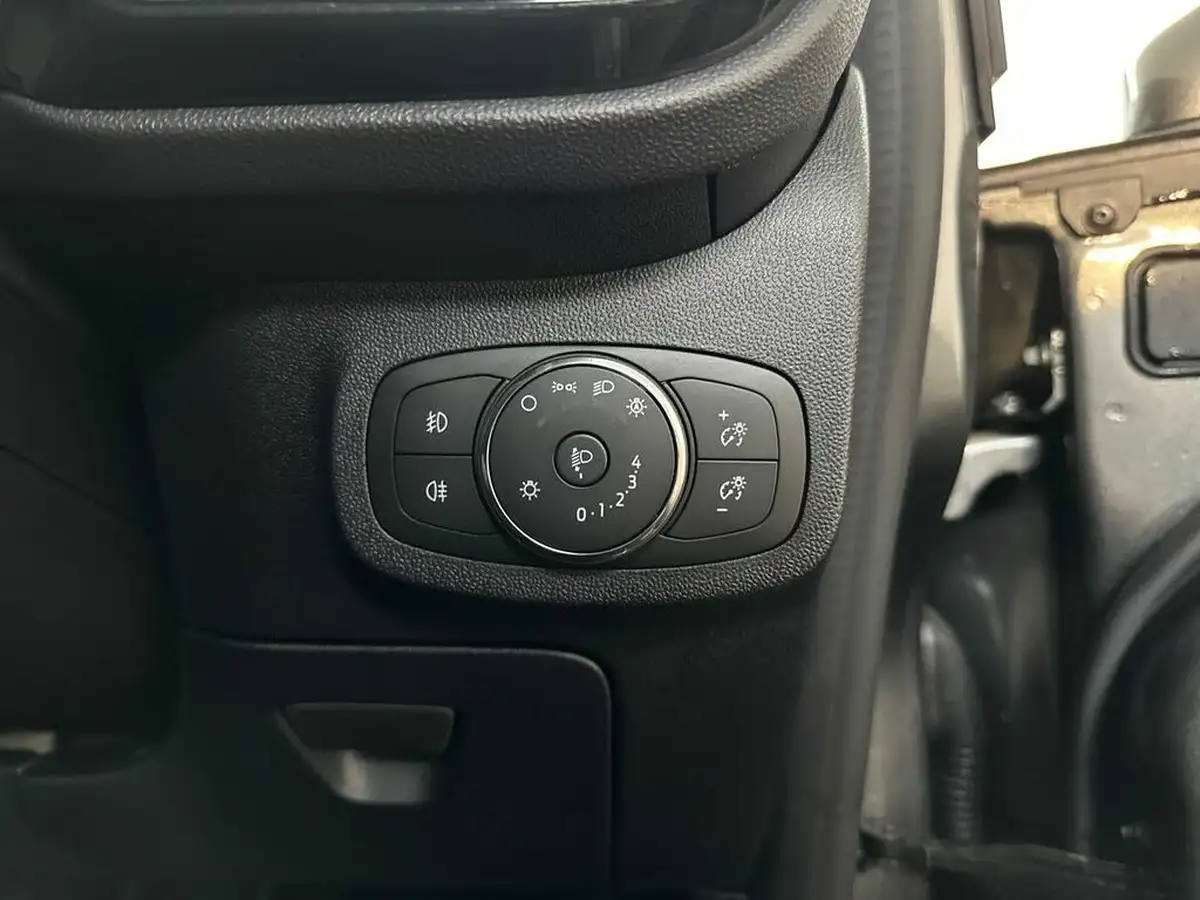 2023-ford-fiesta-10t-st-line-x-125ps-hybrid-mhev-powershift-big-22