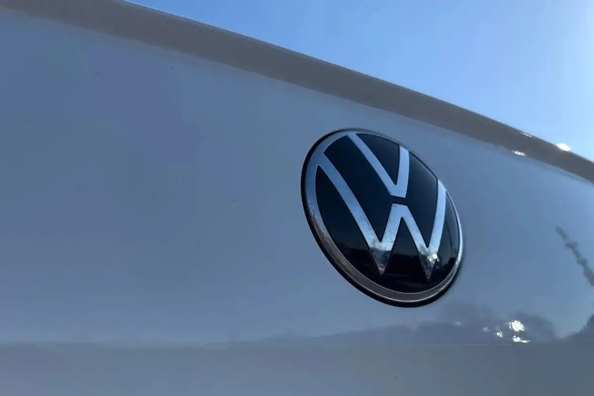 2024-volkswagen-t-roc-15-tsi-r-line-hatchback-5d-big-28