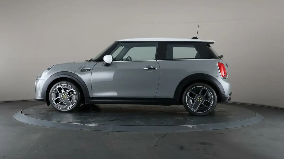 2022-mini-cooper-e-cooper-s-2-big-28