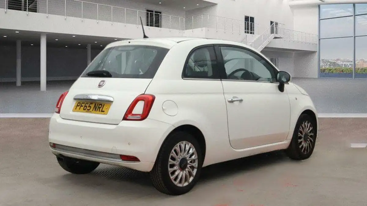 2015-fiat-500-12-lounge-ss-big-3