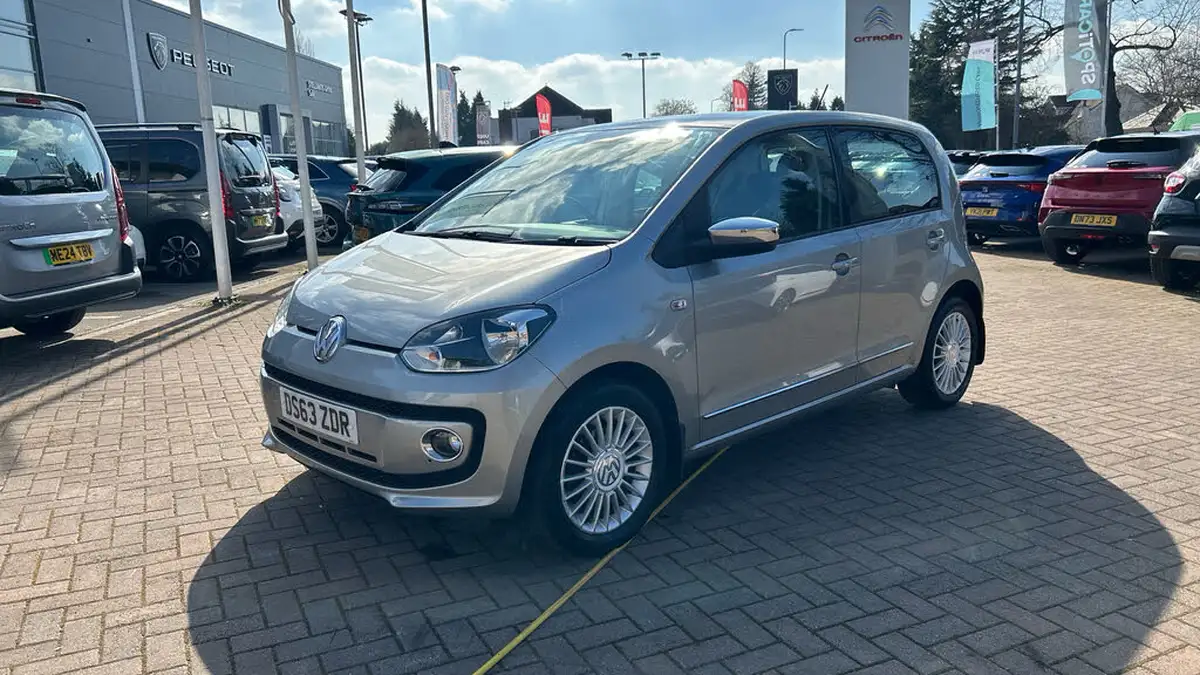2013-volkswagen-up-10-high-up-5d-big-6