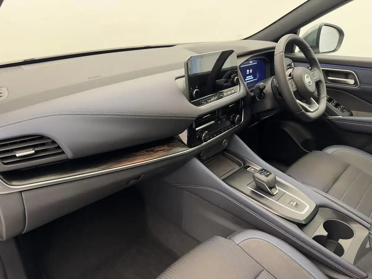 2022-nissan-qashqai-13-dig-t-tekna-158ps-xtronic-big-8