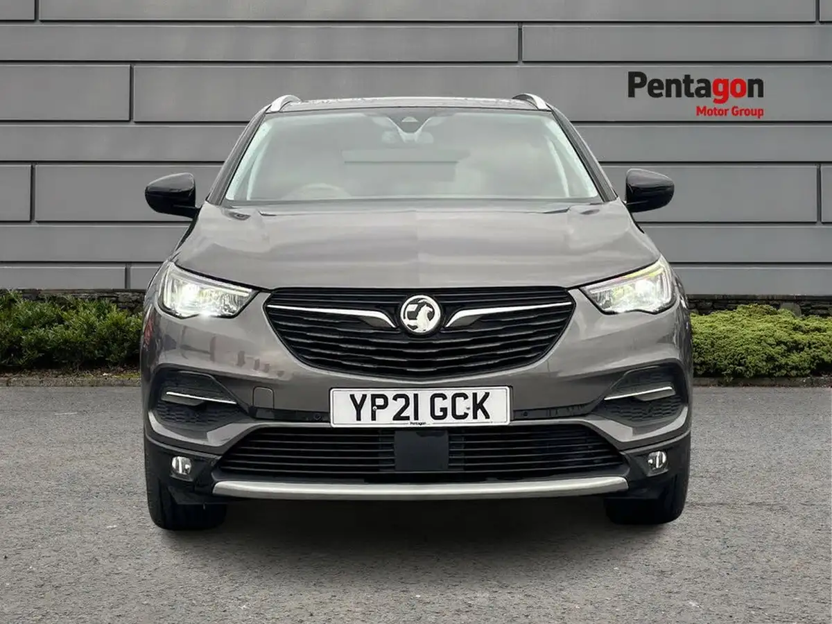 2020-vauxhall-grandland-x-12-sri-nav-big-12