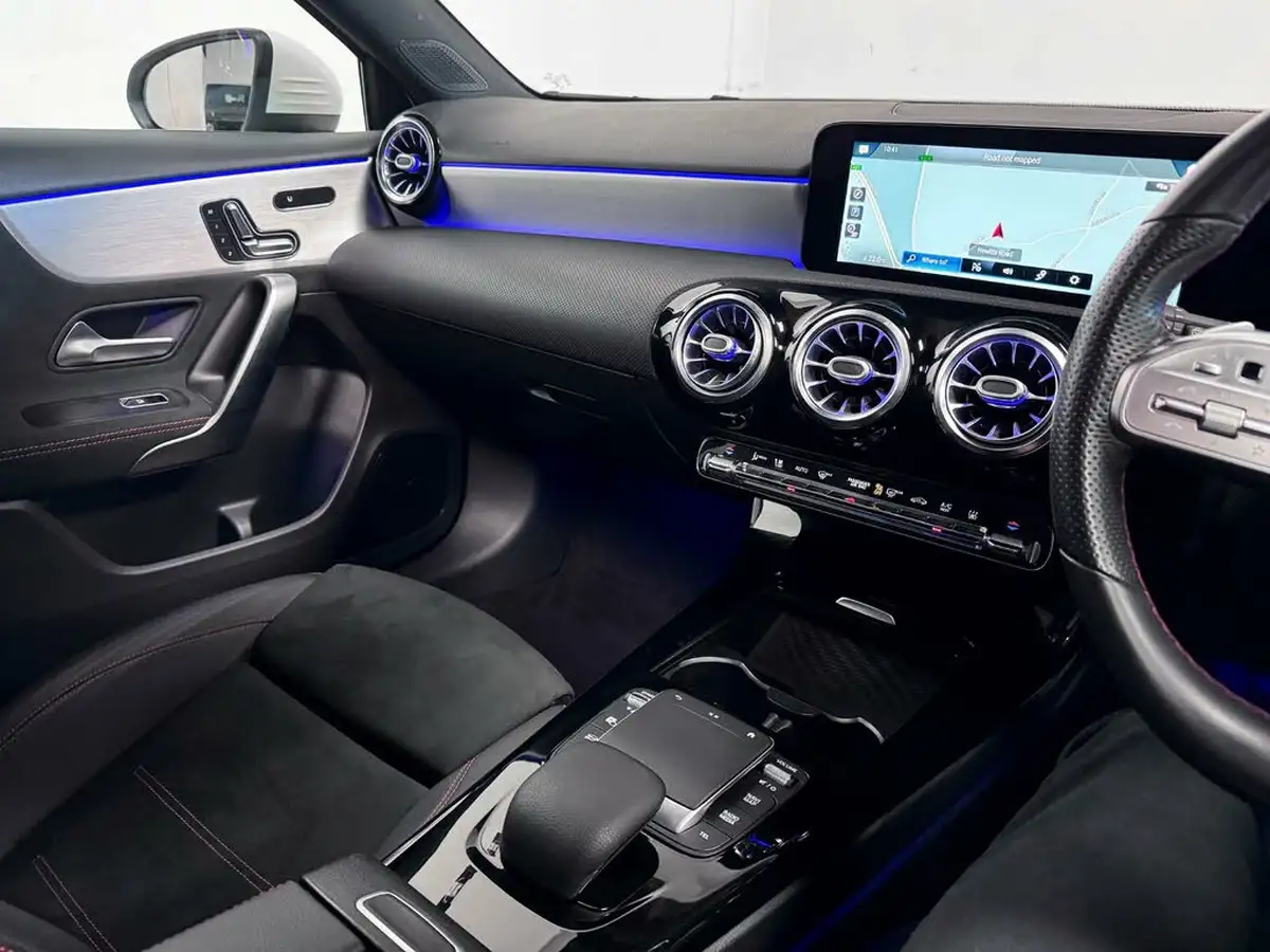 2020-mercedes-benz-a-class-13-a250e-amg-line-premium-plus-hatchback-5d-big-23