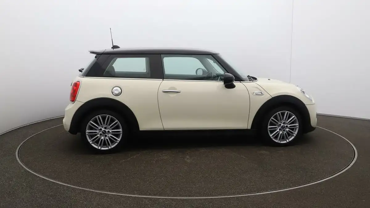 2017-mini-cooper-20-cooper-s-ss-hatchback-3d-sport-auto-big-8