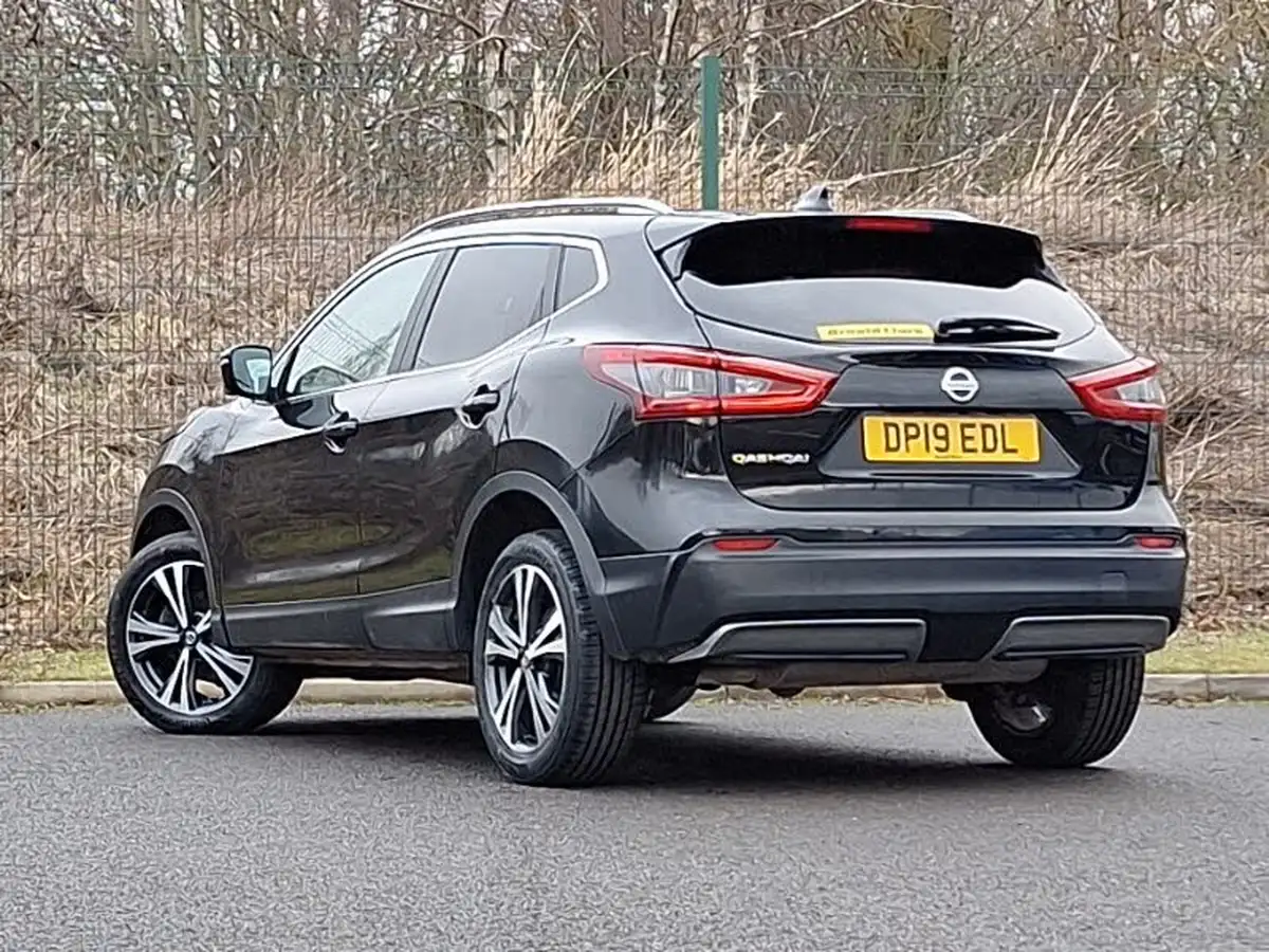 2019-nissan-qashqai-13-dig-t-n-connecta-160ps-propilotheat-pack-dct-big-1