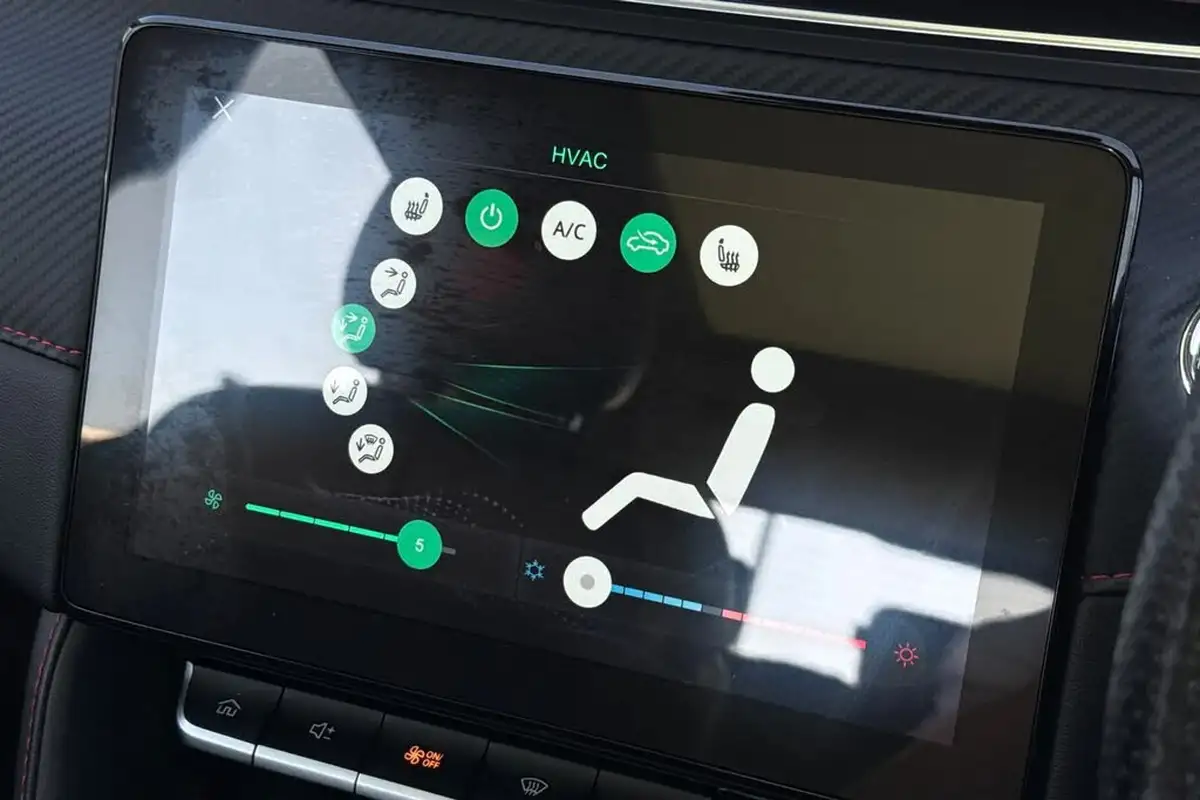 2022-mg-zs-suv-10t-gdi-exclusive-big-21