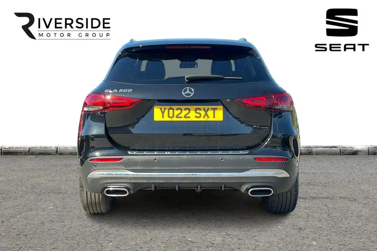 2022-mercedes-benz-gla-class-13-gla-200-amg-line-premium-big-9