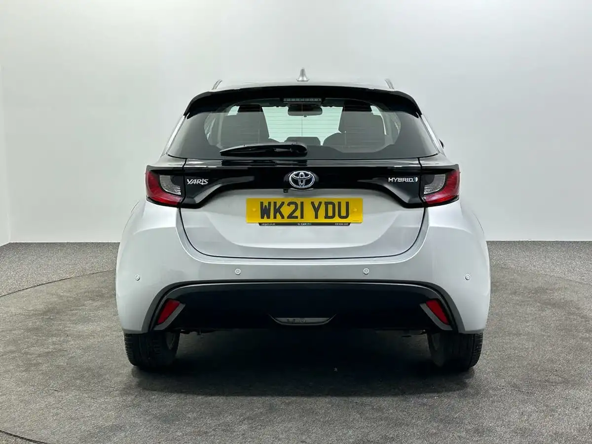 2021-toyota-yaris-15-vvt-i-icon-114bhp-hybrid-1490cc-e-cvt-big-5