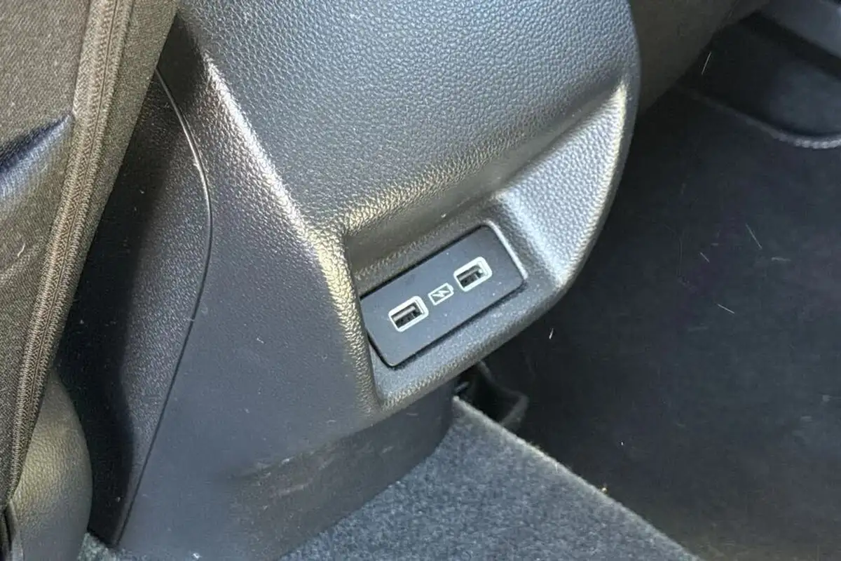 2022-honda-civic-20-i-mmd-elegance-big-28