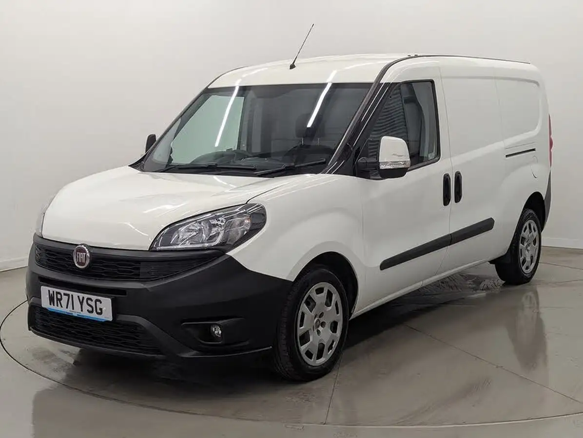 2021-fiat-doblo-cargo-16td-l2h1-maxi-tecnico-120bhpeu6dt-panel-van-big-5