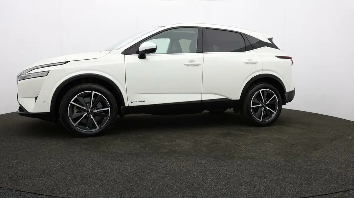 2023-nissan-qashqai-15-tekna-big-59