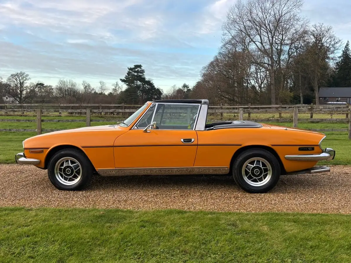 1975-triumph-stag-30-big-3