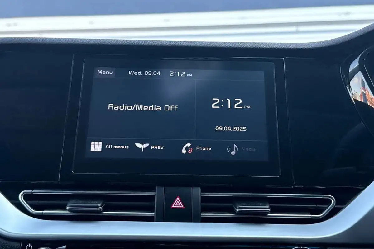 2020-kia-niro-16-gdi-phev-2-big-15