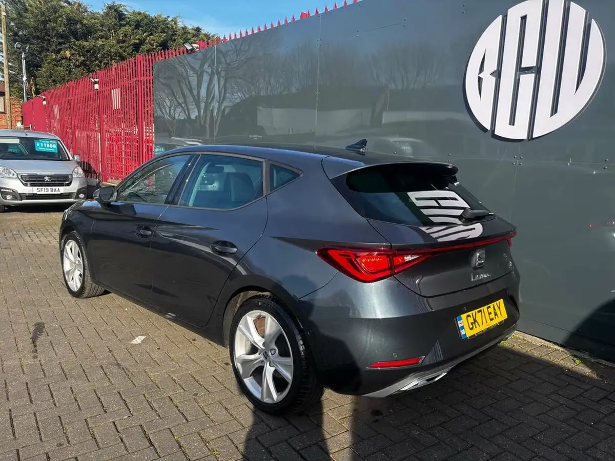 2021-seat-leon-15-tsi-evo-fr-130ps-hatchback-big-6