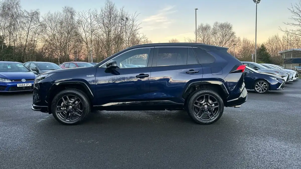 2024-toyota-rav4-25-vvt-i-gr-sport-302bhp-plug-in-big-16