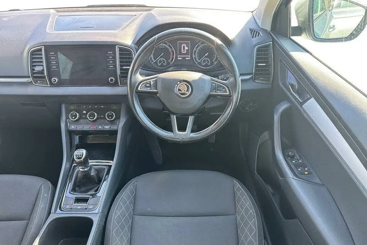 2019-skoda-karoq-10-tsi-se-big-10