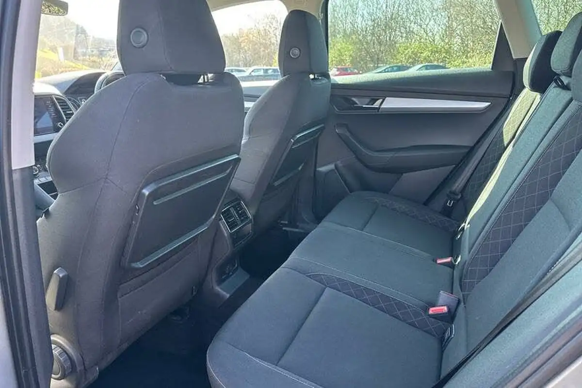 2019-skoda-karoq-10-tsi-se-big-34