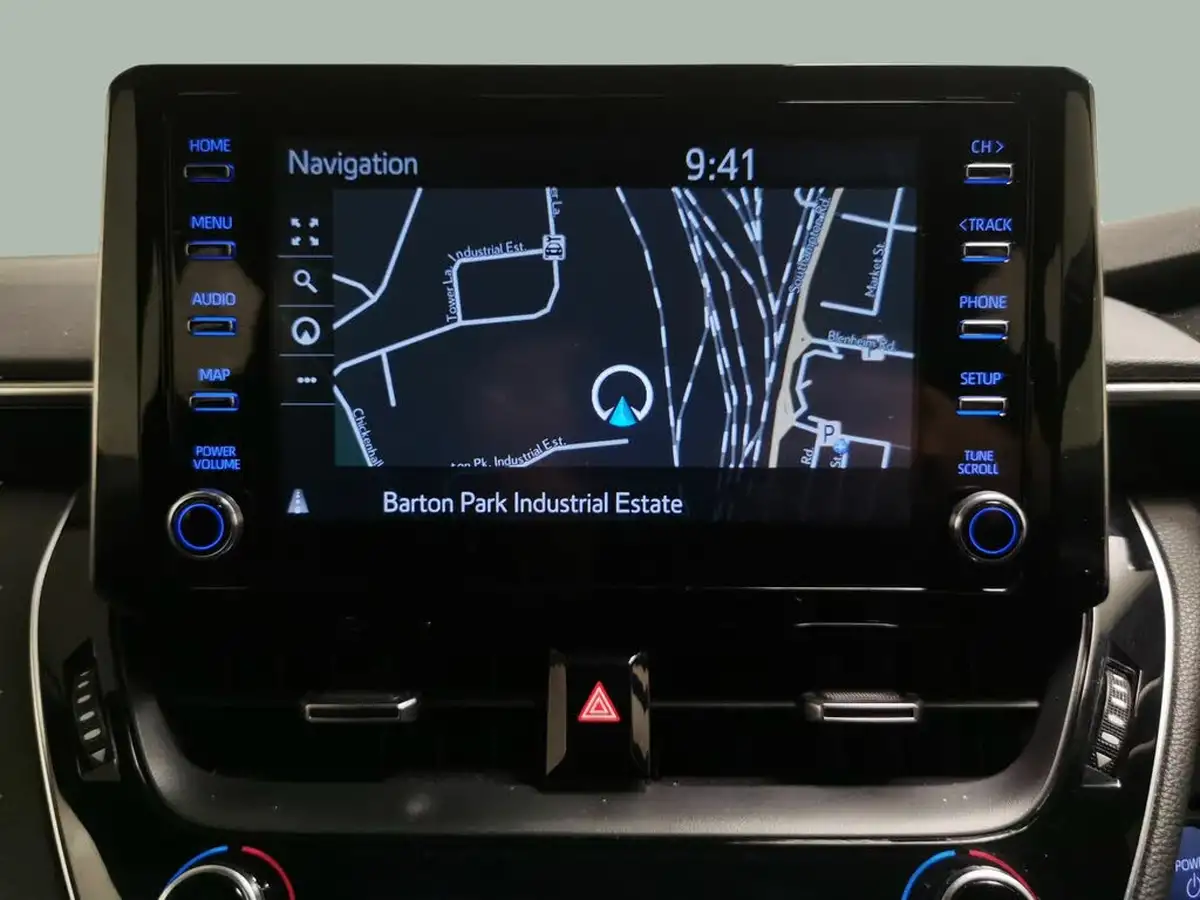 2021-toyota-corolla-18-vvt-i-icon-tech-spare-wheel-touring-sports-5d-big-5