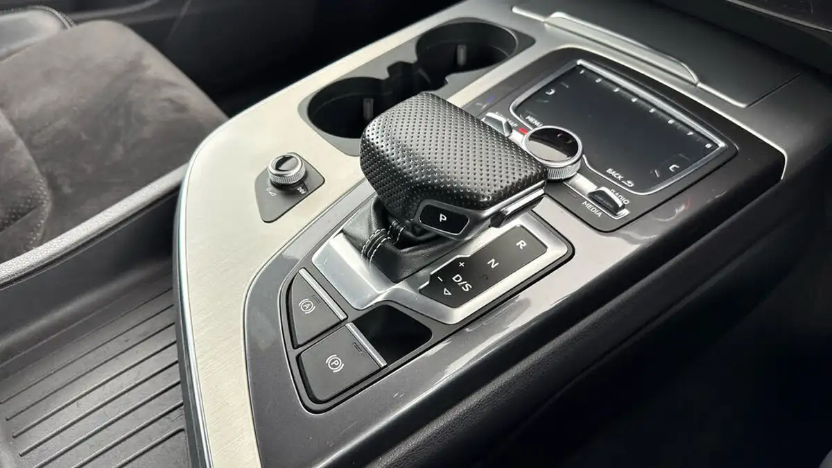 2019-audi-q7-30-45-tdi-s-line-ss-big-19