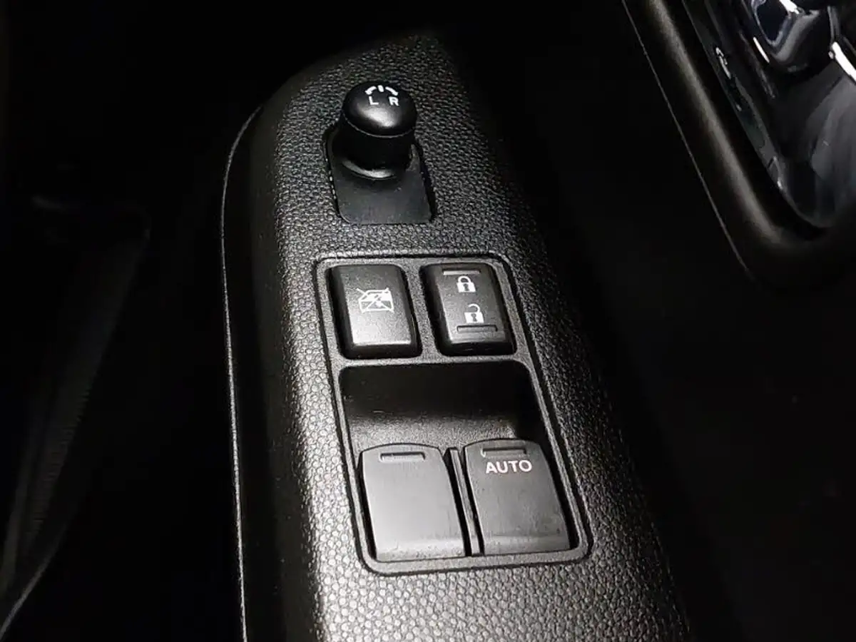 2021-suzuki-ignis-12-dualjet-sz3-big-16
