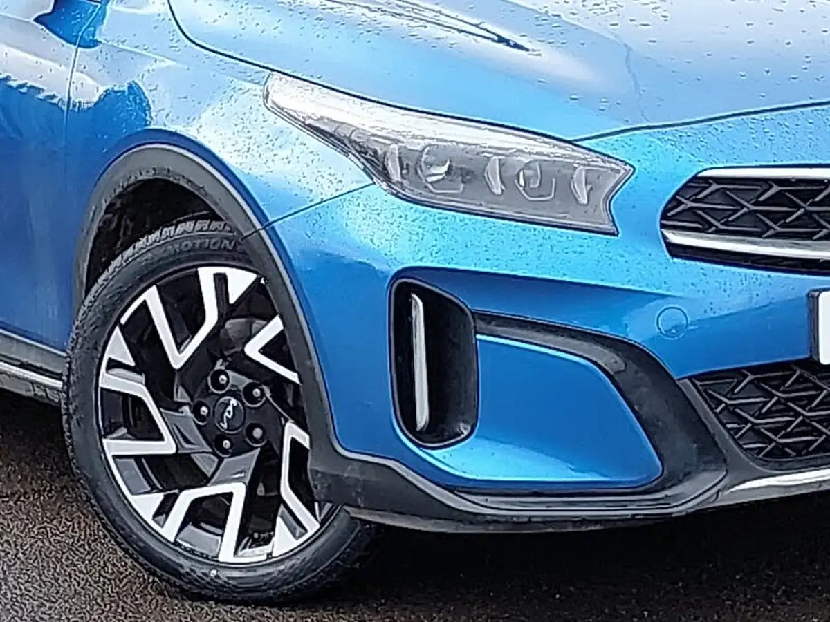 2023-kia-xceed-15-t-gdi-3-158bhp-big-8