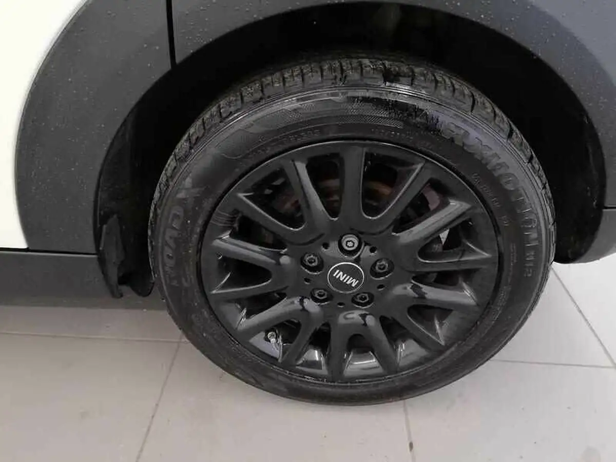 2019-mini-cooper-15-cooper-classic-hatchback-5d-big-10