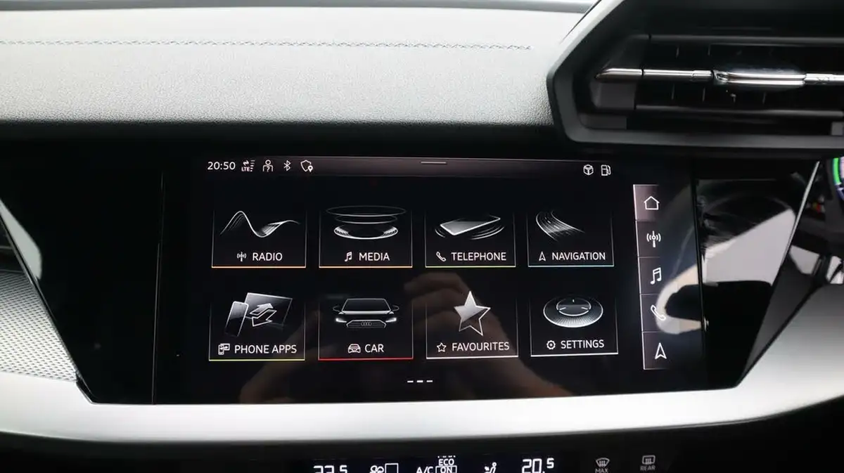 2021-audi-a3-14-40-tfsi-e-s-line-big-11
