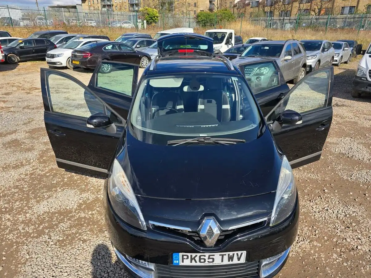 2015-renault-grand-scenic-15dci-dynamique-nav-edc-auto-big-7