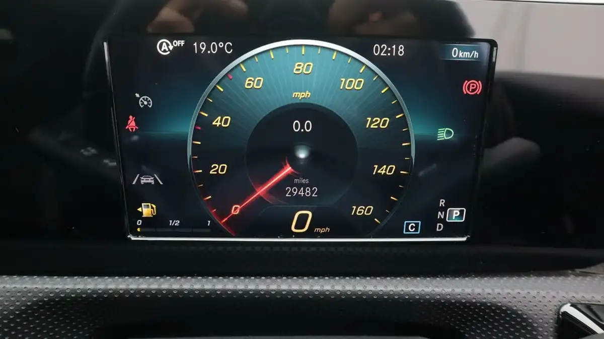 2020-mercedes-benz-a-class-13-a200-amg-line-hatchback-5d-7g-dct-big-10