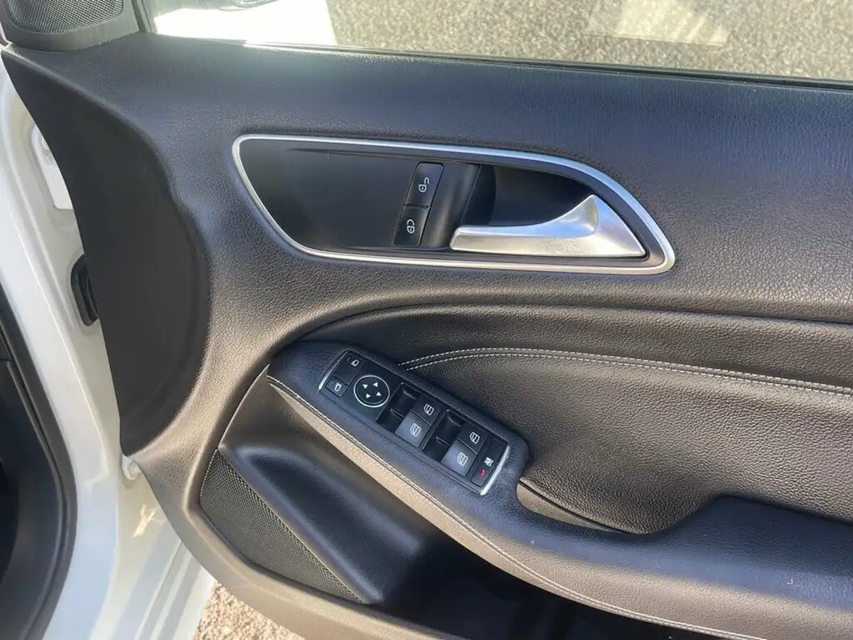 2012-mercedes-benz-b-class-18td-b200-sport-18cdi-blue-f-7g-dct-big-31