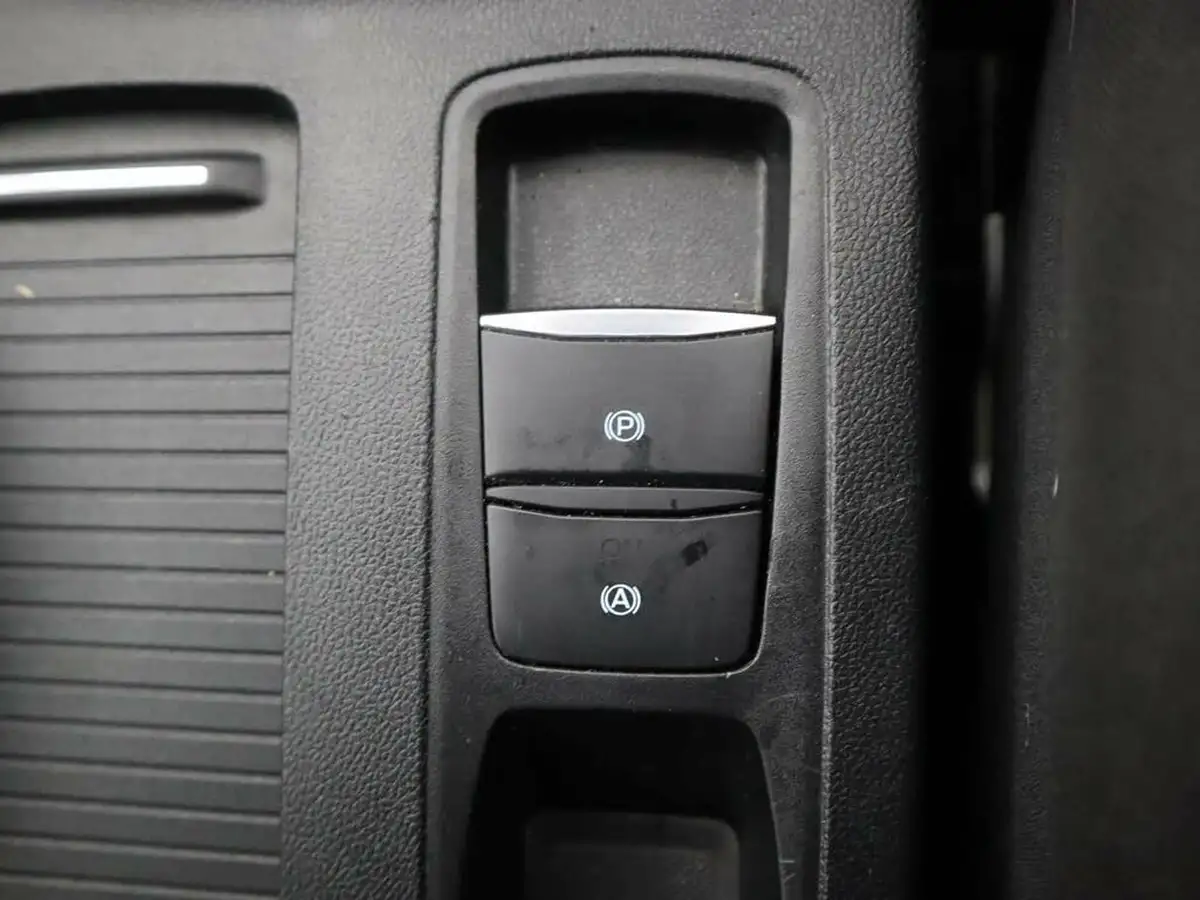 2024-ford-focus-10t-st-line-125ps-estate-big-22