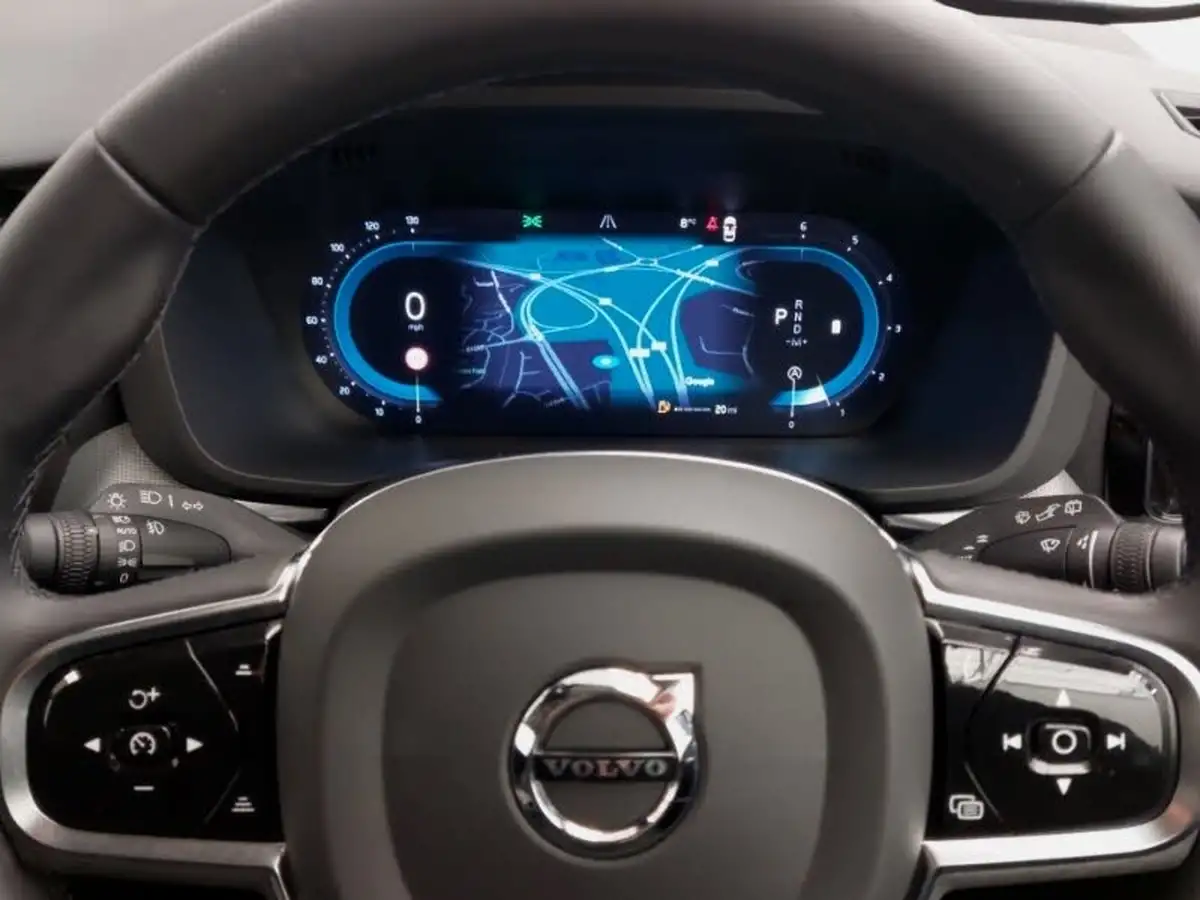 2023-volvo-xc60-20td-b4-plus-big-18