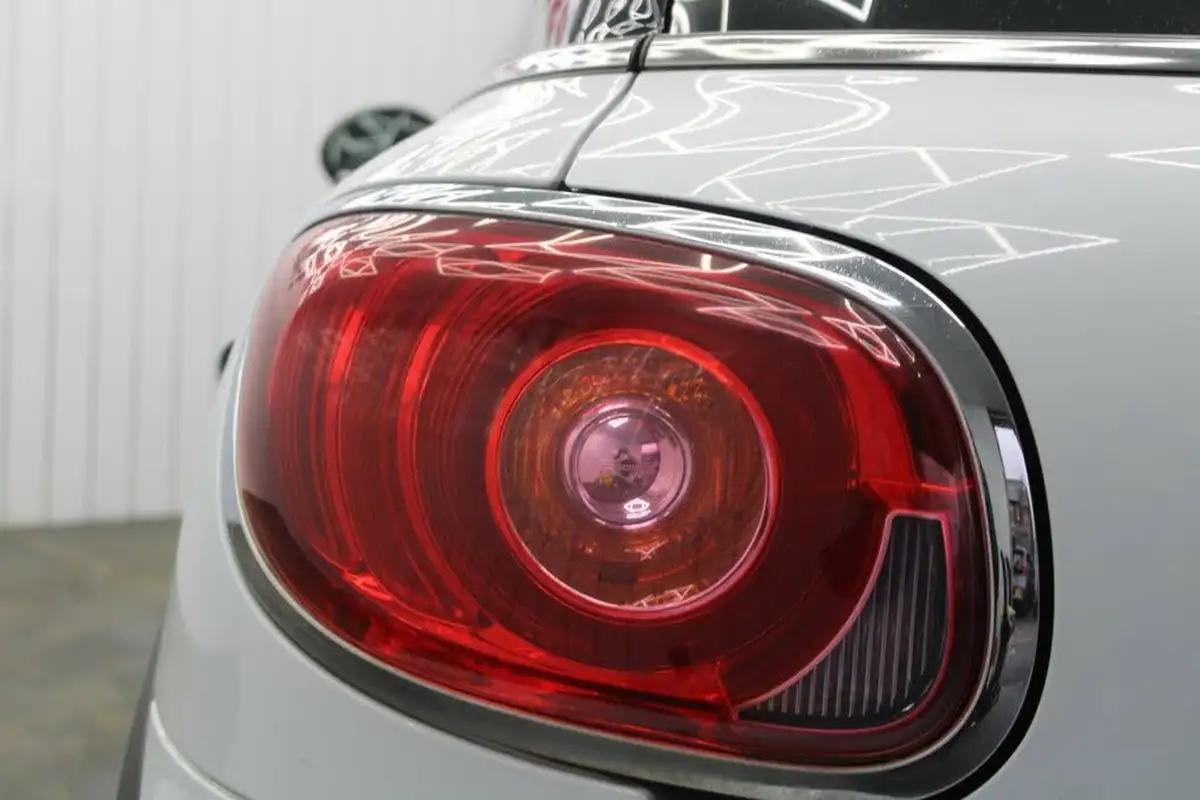 2013-mini-paceman-16-cooper-big-18