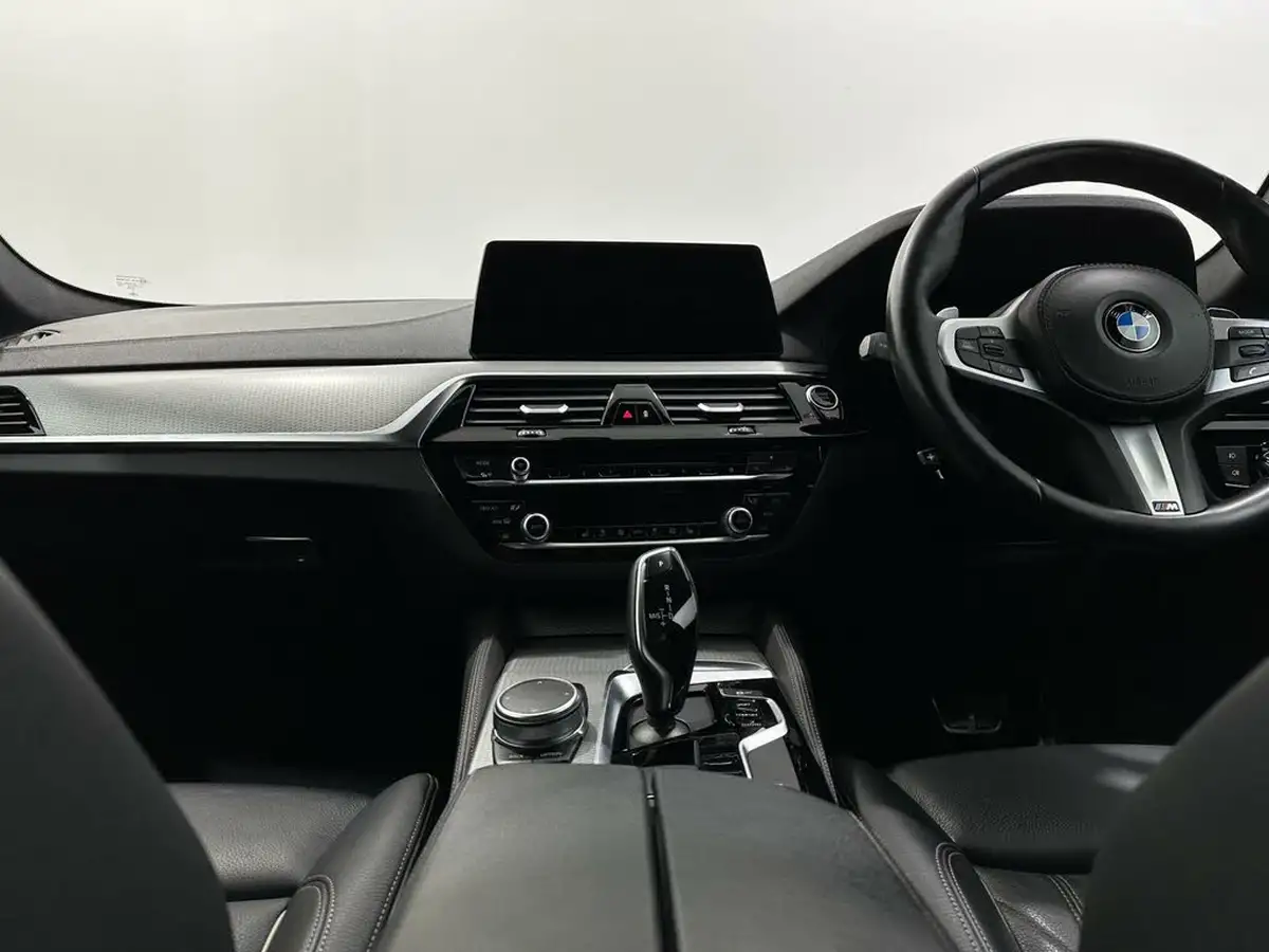 2020-bmw-5-series-30td-530d-m-sport-261bhp-touring-5d-big-17
