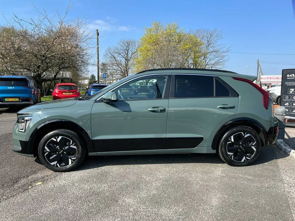 2023-kia-niro-ev-e-4-big-21