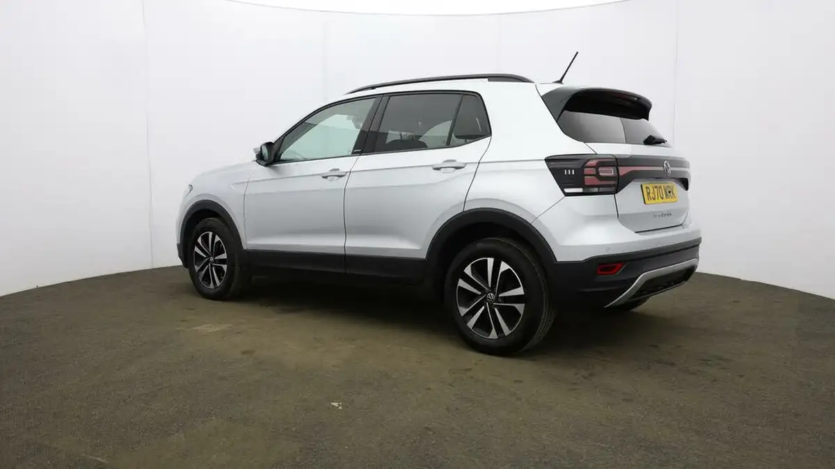 2021-volkswagen-t-cross-10-tsi-united-95ps-big-57