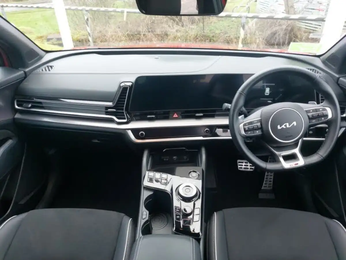 2024-kia-sportage-16-t-gdi-gt-line-207bhp-hev-auto-big-2