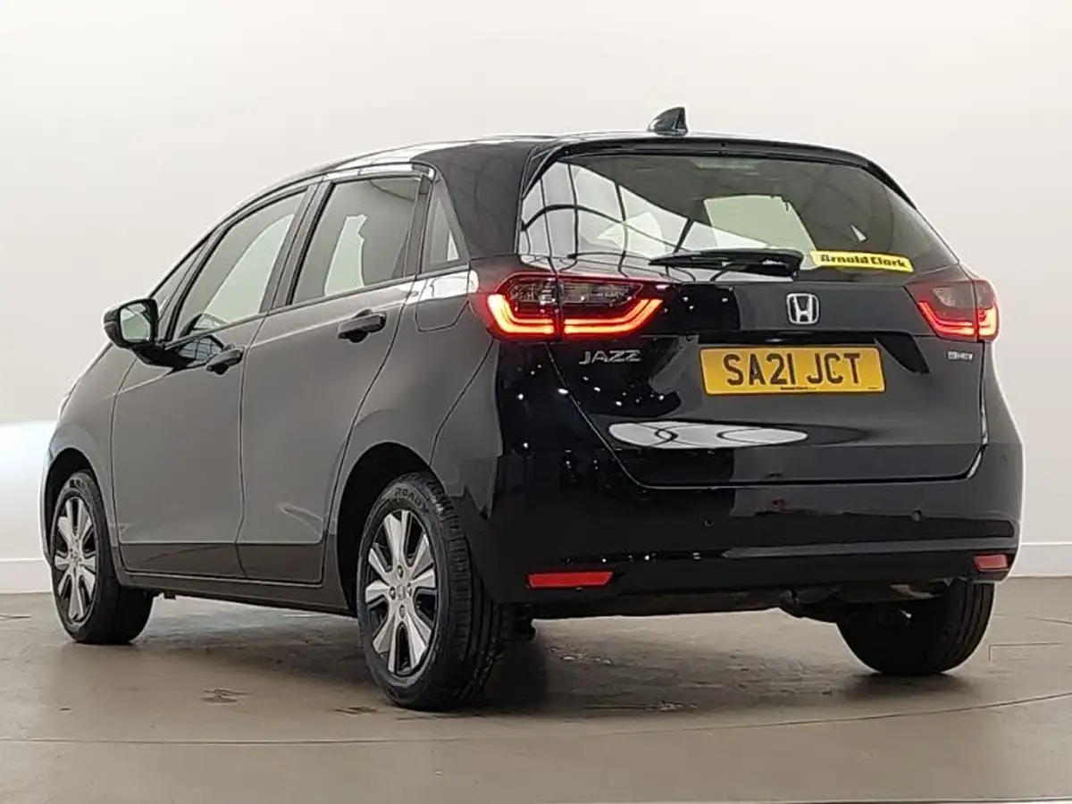 2021-honda-jazz-15-i-mmd-sr-109ps-big-1