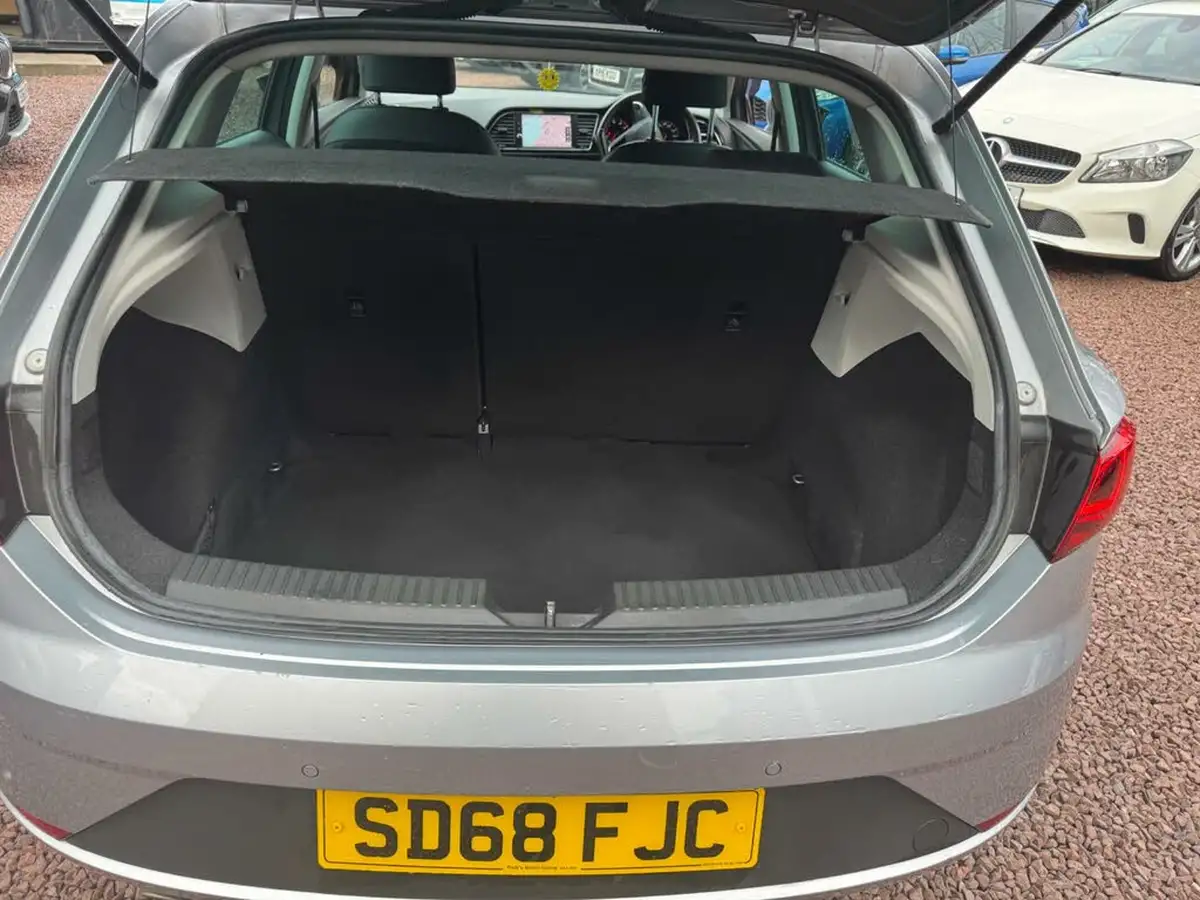 2018-seat-leon-14-tsi-fr-technology-hatchback-5d-big-11