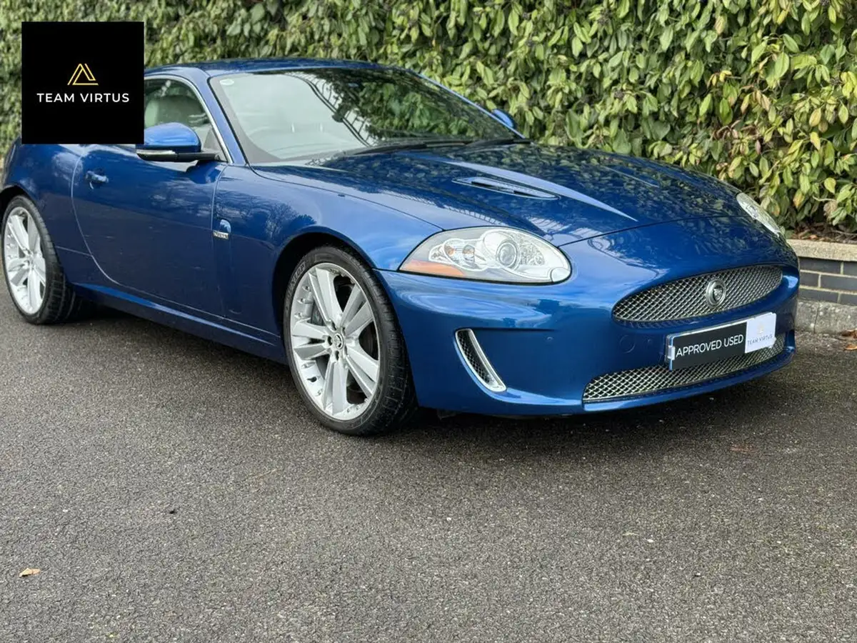 2009-jaguar-xkr-50-coupe-big-18