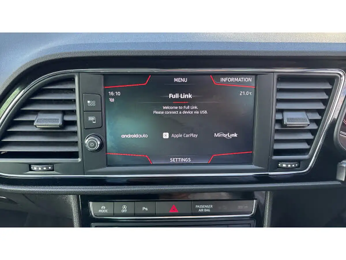 2019-seat-leon-20-tsi-fr-sport-hatchback-big-35