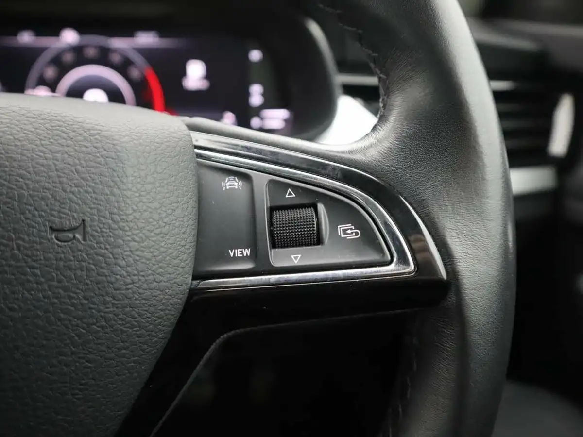 2020-skoda-kamiq-10-tsi-se-l-95ps-big-21