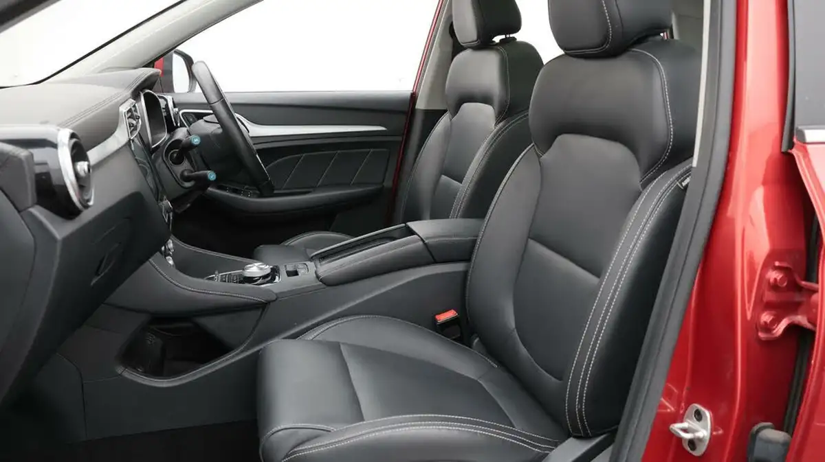 2021-mg-zs-suv-e-exclusive-ev-big-14