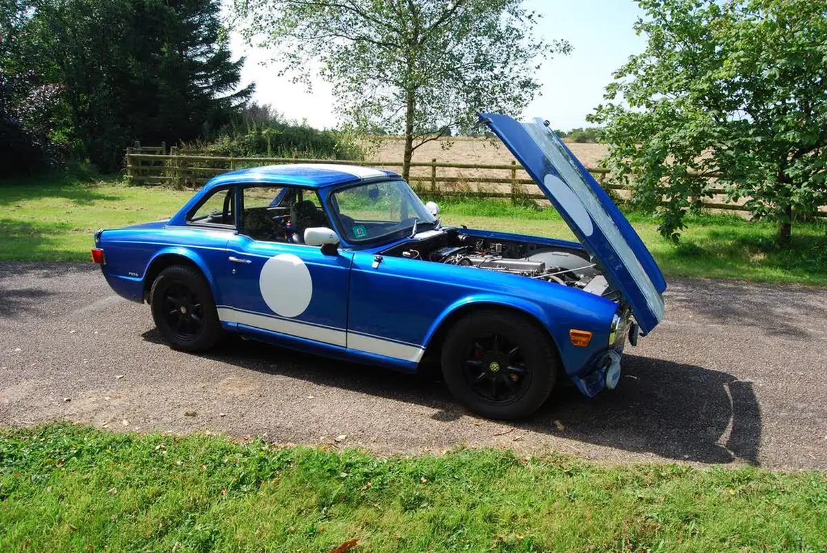 1971-triumph-tr6-convertible-big-32